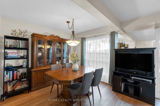 24 - 74 Heathcliffe Sq, Townhouse with 3 bedrooms, 2 bathrooms and 2 parking in Brampton ON | Image 4