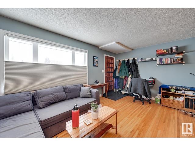15906 106a Av Nw, House detached with 3 bedrooms, 2 bathrooms and null parking in Edmonton AB | Image 10