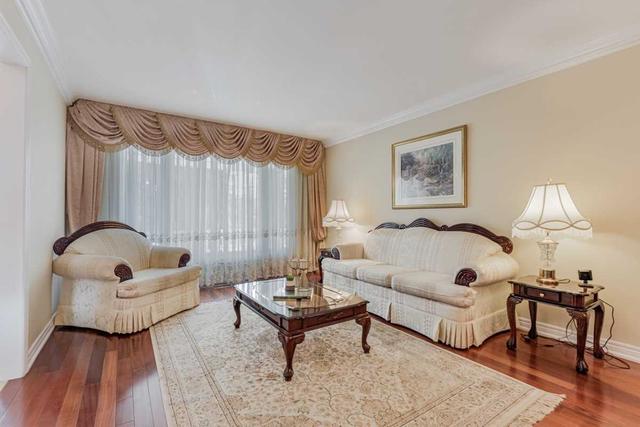 4 Middleton Crt, House detached with 4 bedrooms, 4 bathrooms and 4 parking in Markham ON | Image 34