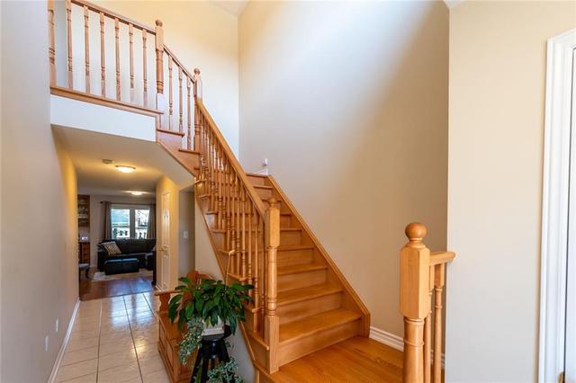 4490 Victory Court, House attached with 3 bedrooms, 2 bathrooms and 2 parking in Burlington ON | Image 26