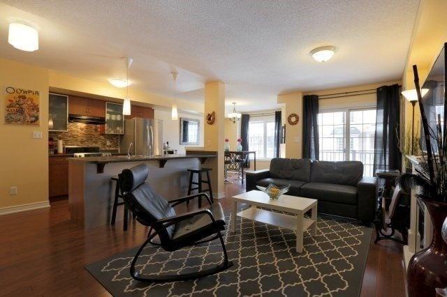 624 Hooks Common, House attached with 2 bedrooms, 2 bathrooms and 1 parking in Burlington ON | Image 3