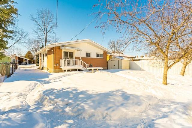 1353 Bloomsbury Crescent, House detached with 3 bedrooms, 2 bathrooms and 3 parking in Ottawa ON | Image 25