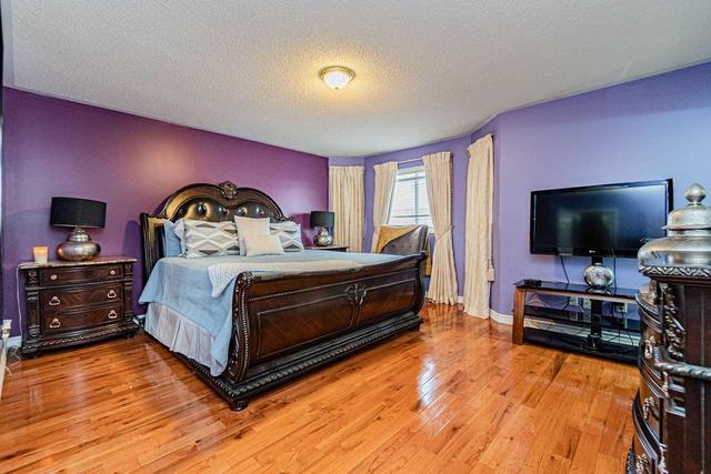 8 Penbridge Circ, House detached with 4 bedrooms, 4 bathrooms and 2 parking in Brampton ON | Image 14