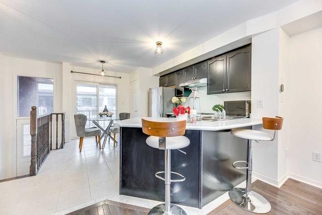 43 Odoardo Di Santo Circ, House attached with 3 bedrooms, 5 bathrooms and 1 parking in Toronto ON | Image 6