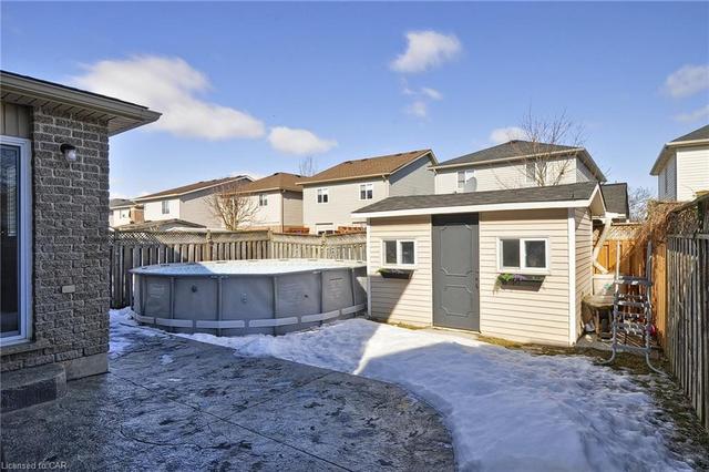 492 Langlaw Drive, House detached with 3 bedrooms, 2 bathrooms and 4 parking in Cambridge ON | Image 33