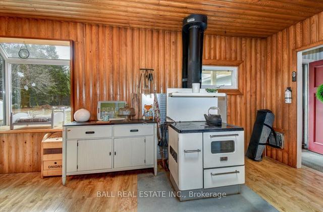 42195 Combermere Rd, House detached with 3 bedrooms, 1 bathrooms and 10 parking in Madawaska Valley ON | Image 37