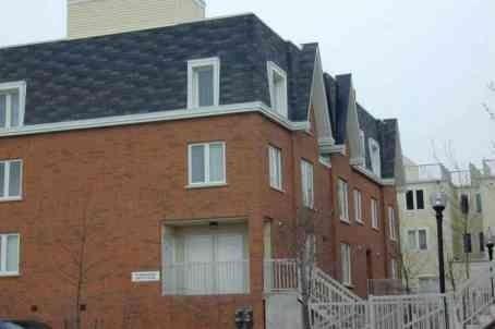 th 222 - 28 Douro St, Townhouse with 3 bedrooms, 2 bathrooms and 1 parking in Toronto ON | Image 1