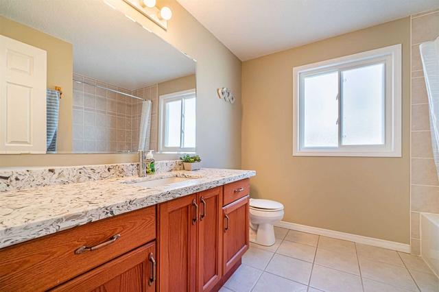 458 Sienna Cres, House detached with 3 bedrooms, 4 bathrooms and 3 parking in Kitchener ON | Image 22