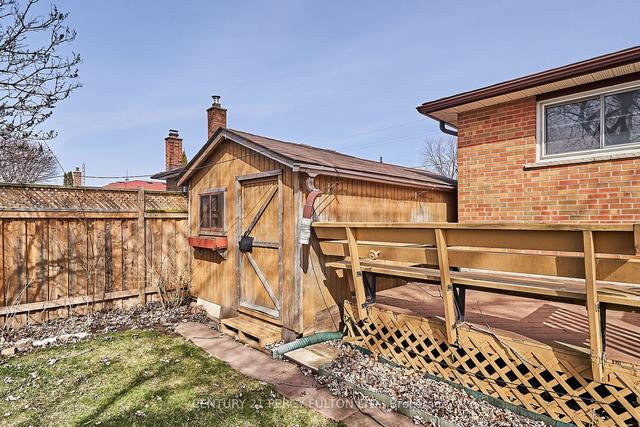 142 Athabasca St, House detached with 3 bedrooms, 2 bathrooms and 4 parking in Oshawa ON | Image 21