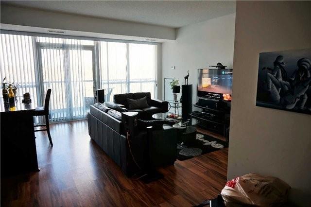 504 - 35 Brian Peck Cres, Condo with 2 bedrooms, 2 bathrooms and 2 parking in Toronto ON | Image 6