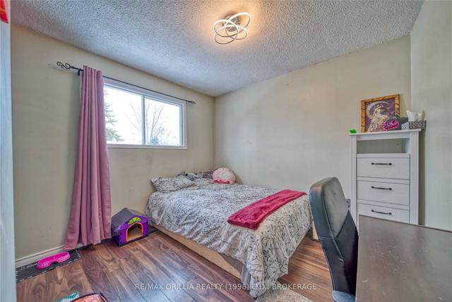104 Maple Leaf Ave, House detached with 3 bedrooms, 3 bathrooms and 5 parking in Orillia ON | Image 10