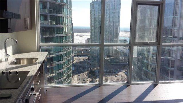Lph05 - 352 Front St West St, Condo with 2 bedrooms, 2 bathrooms and 1 parking in Toronto ON | Image 9