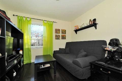 79 Yardley Ave, House detached with 3 bedrooms, 3 bathrooms and 3 parking in Toronto ON | Image 5