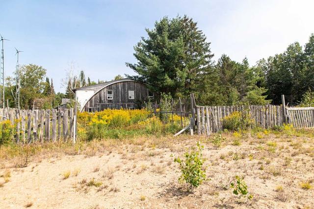 2337 Paugh Lake Rd, House detached with 3 bedrooms, 2 bathrooms and 18 parking in Madawaska Valley ON | Image 6