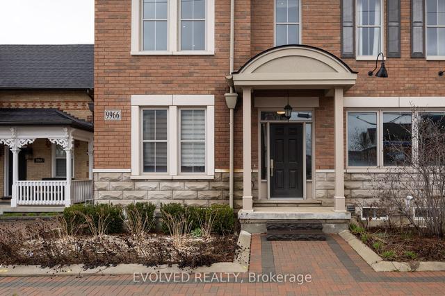 9966 Keele St, Townhouse with 3 bedrooms, 4 bathrooms and 2 parking in Vaughan ON | Image 12