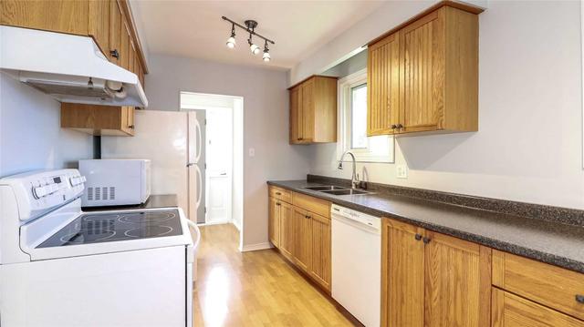 91 College Cres, House detached with 3 bedrooms, 2 bathrooms and 3 parking in Barrie ON | Image 13