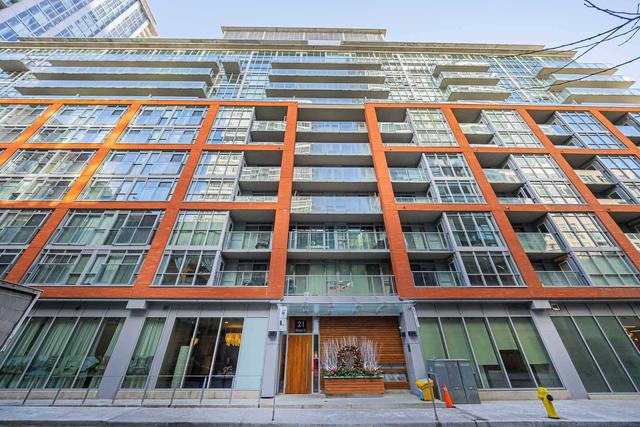 lph16 - 21 Nelson St, Condo with 1 bedrooms, 2 bathrooms and 2 parking in Toronto ON | Image 12