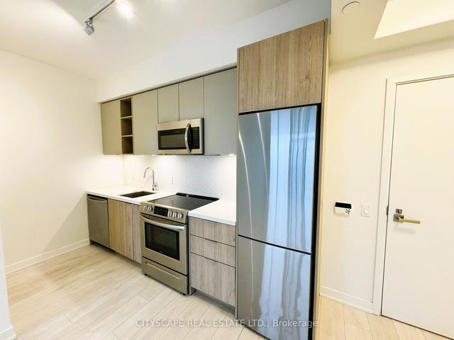 1407 - 30 Ordnance St, Condo with 2 bedrooms, 2 bathrooms and 0 parking in Toronto ON | Image 12