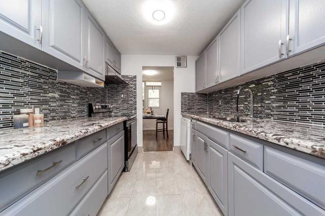 209 - 270 Palmdale Dr, Condo with 2 bedrooms, 1 bathrooms and 1 parking in Toronto ON | Image 3