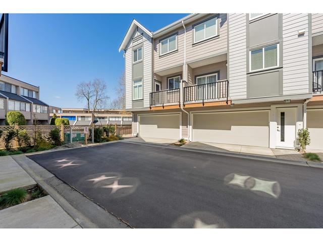10 - 5945 177b Street, House attached with 4 bedrooms, 3 bathrooms and 2 parking in Surrey BC | Image 38