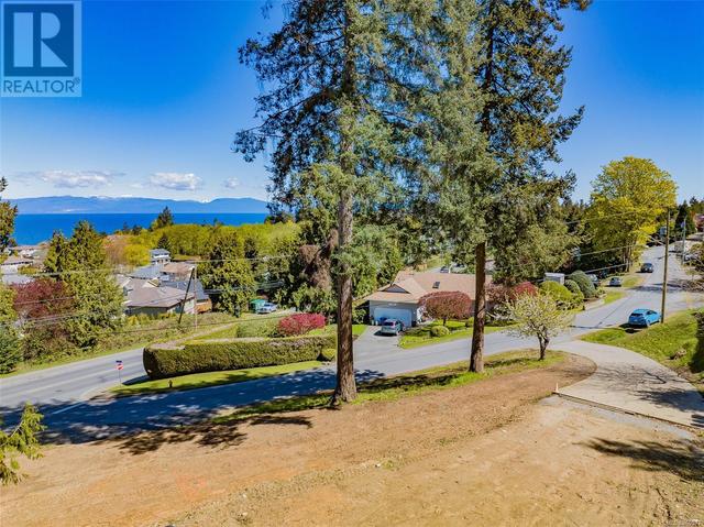 5309 Toms Trnabt, Home with 0 bedrooms, 0 bathrooms and null parking in Nanaimo BC | Image 10