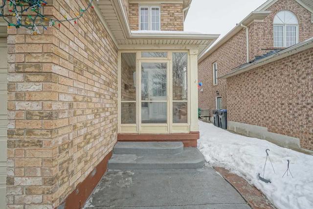 55 Brunswick St, House semidetached with 3 bedrooms, 3 bathrooms and 3 parking in Brampton ON | Image 8
