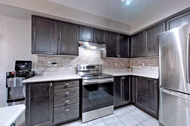2241 Bur Oak Ave, Townhouse with 2 bedrooms, 3 bathrooms and 2 parking in Markham ON | Image 14