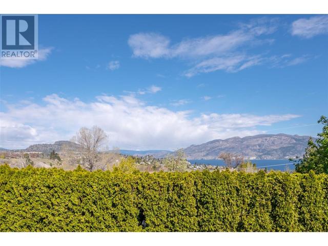 6408 Harrison Heights, House detached with 4 bedrooms, 3 bathrooms and 2 parking in Summerland BC | Image 32