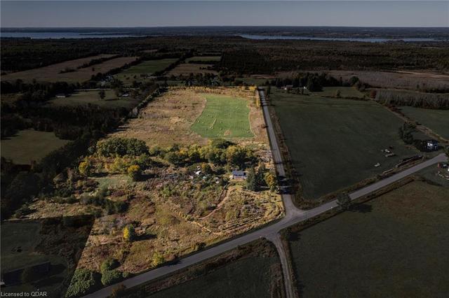 712 Water Road, House detached with 2 bedrooms, 1 bathrooms and 4 parking in Prince Edward County ON | Image 4