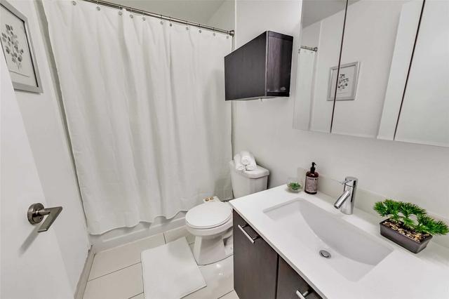 1110 - 169 Fort York Blvd, Condo with 1 bedrooms, 1 bathrooms and 0 parking in Toronto ON | Image 5