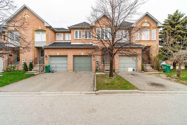 33 - 68 Gilgorm Rd, Townhouse with 3 bedrooms, 4 bathrooms and 2 parking in Brampton ON | Image 1