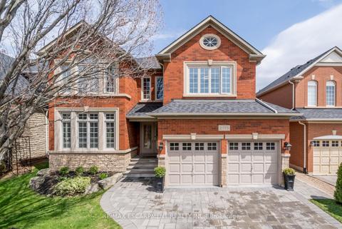 2175 North Ridge Tr, House detached with 5 bedrooms, 4 bathrooms and 4 parking in Oakville ON | Card Image