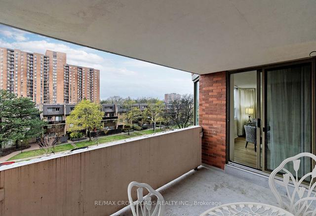 404 - 121 Ling Rd, Condo with 2 bedrooms, 3 bathrooms and 1 parking in Toronto ON | Image 37