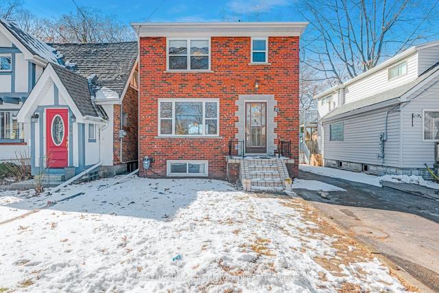 32 Mcdonald Ave, House detached with 3 bedrooms, 2 bathrooms and 3 parking in Toronto ON | Image 1