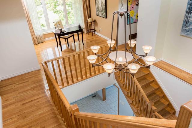 64 Dean Pl, House detached with 4 bedrooms, 5 bathrooms and 33 parking in Vaughan ON | Image 17