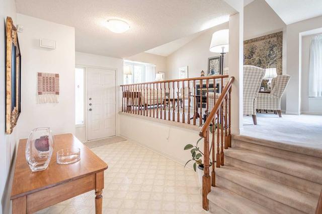 2367 Folkway Dr, House detached with 4 bedrooms, 3 bathrooms and 4 parking in Mississauga ON | Image 12