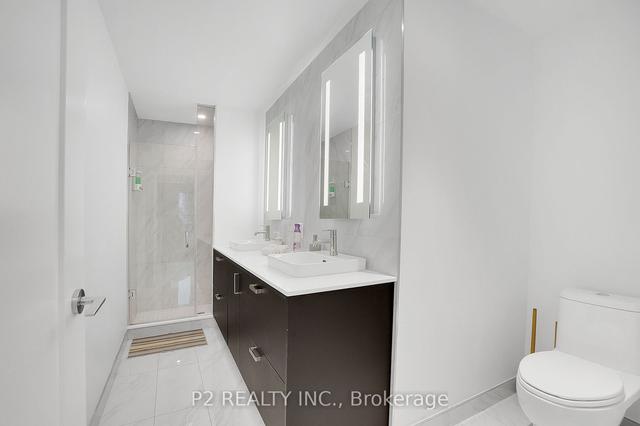 1001 - 480 Front St W, Condo with 2 bedrooms, 2 bathrooms and 1 parking in Toronto ON | Image 17
