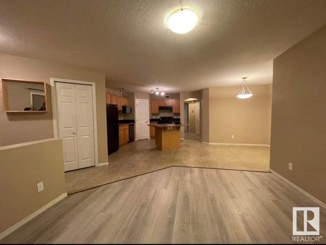 3 - 150 Edwards Dr Sw, House attached with 1 bedrooms, 0 bathrooms and null parking in Edmonton AB | Image 2
