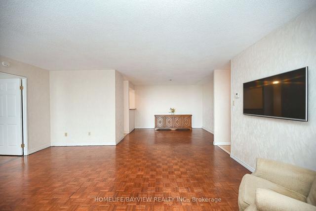 603 - 20 Mississauga Valley Rd, Condo with 3 bedrooms, 2 bathrooms and 1 parking in Mississauga ON | Image 4