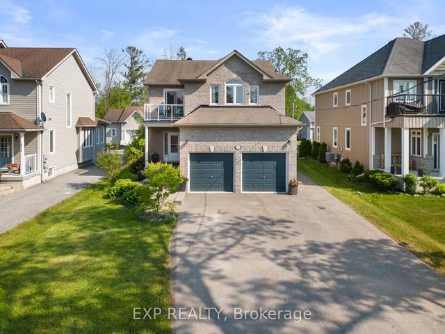 1031 Lake Dr N, House detached with 3 bedrooms, 4 bathrooms and 8 parking in Georgina ON | Image 1