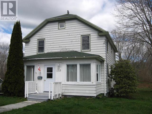 259 Highway 8, House detached with 4 bedrooms, 1 bathrooms and null parking in Queens NS | Image 2