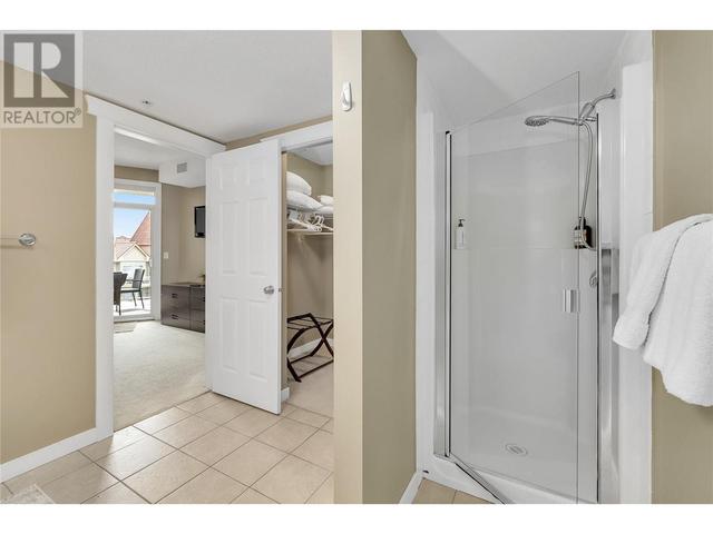 432 - 1088 Sunset Drive, Condo with 2 bedrooms, 2 bathrooms and 1 parking in Kelowna BC | Image 31