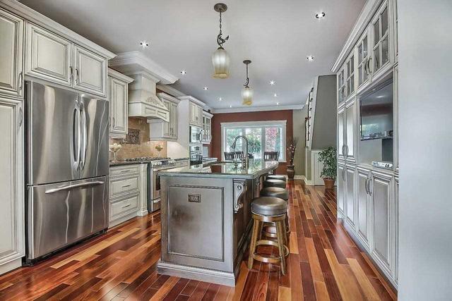 14 Ovida Blvd, House detached with 4 bedrooms, 4 bathrooms and 9 parking in Markham ON | Image 7