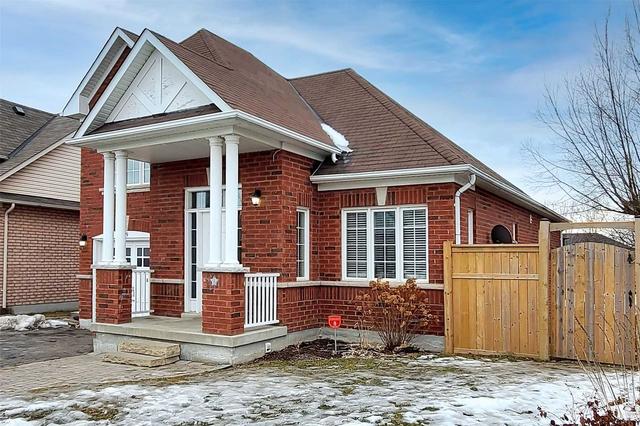 19 Scottsdale Dr, House detached with 3 bedrooms, 4 bathrooms and 3 parking in Clarington ON | Image 18
