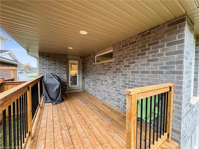 42 Livingston Drive, House detached with 2 bedrooms, 2 bathrooms and 3 parking in Tillsonburg ON | Image 19