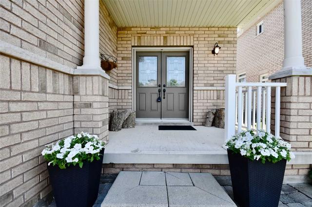 65 Westminster Circ, House detached with 4 bedrooms, 3 bathrooms and 4 parking in Barrie ON | Image 12