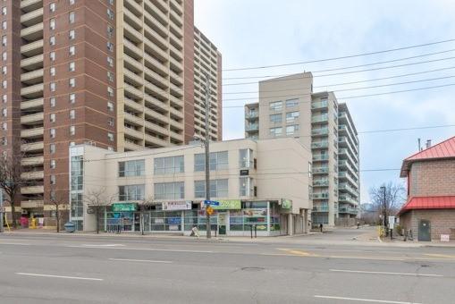 325 - 2464 Weston Rd, Condo with 0 bedrooms, 1 bathrooms and 1 parking in Toronto ON | Image 1