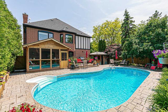863 Norsan Crt, House detached with 5 bedrooms, 5 bathrooms and 6 parking in Newmarket ON | Image 18