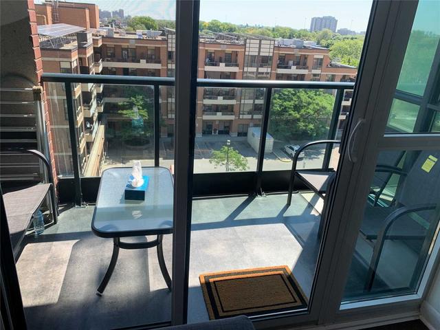 719 - 525 Wilson Ave, Condo with 1 bedrooms, 1 bathrooms and 1 parking in Toronto ON | Image 3