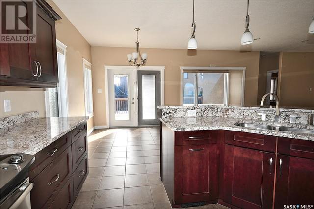 41 Guy Drive, House detached with 4 bedrooms, 3 bathrooms and null parking in Prince Albert SK | Image 12